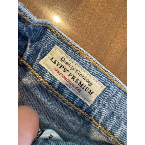 Levi's 501 Midi Shorts - Picture 4 of 6